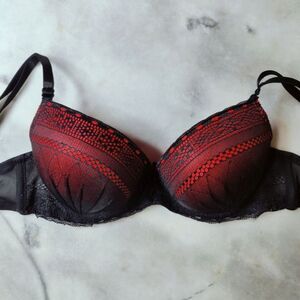 Jezebel Red Black Ruched Lace Overlay Push Up Bra, Sz 34B